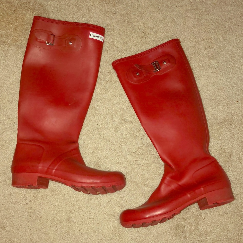 Hunter knee boots red